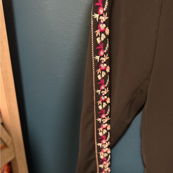 Parker Black Jogger Pants with Floral Embroidery S - Picture 3 of 7